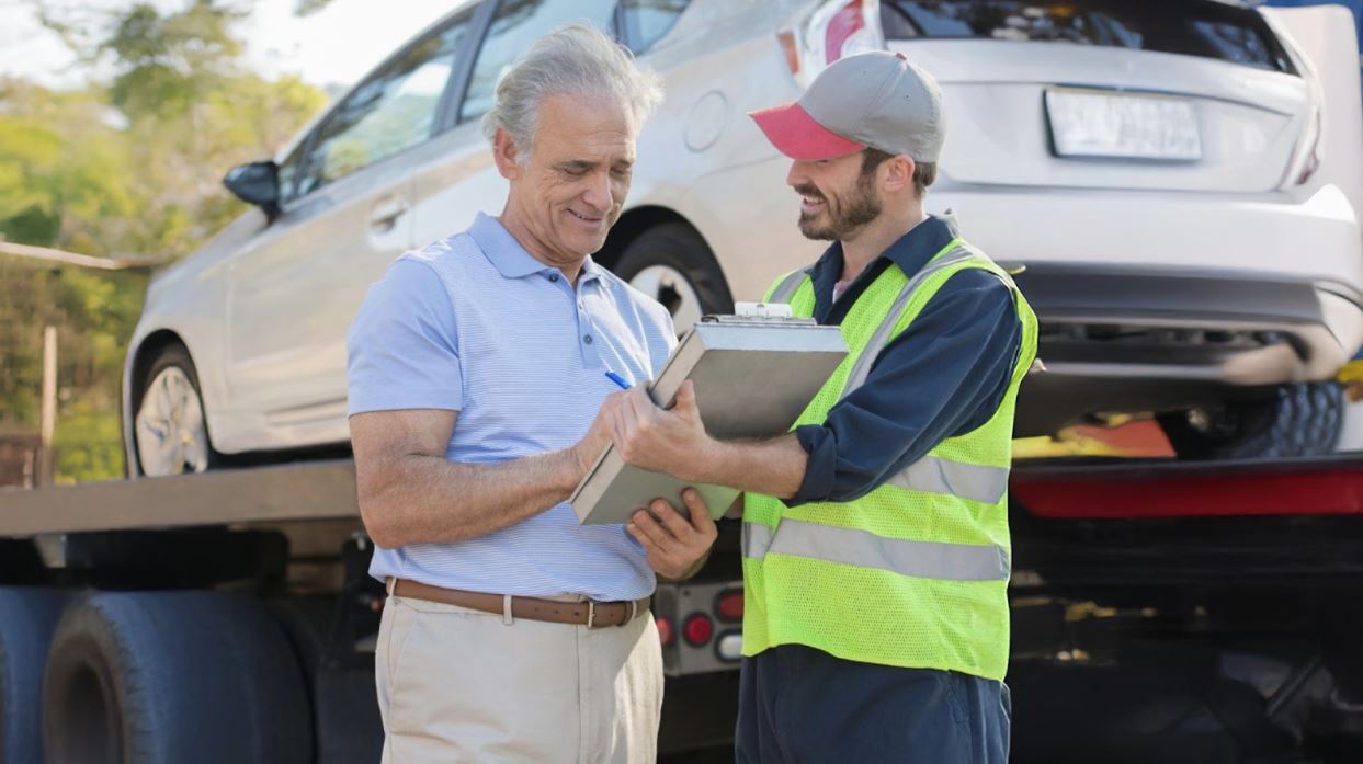 5 Signs It's Time to Upgrade Your Family Towing Business | TowSpark Blog